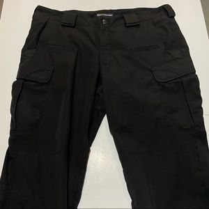 5.11 Tactical Series Cargo Pants Size 14  (36x31) Regular Black RN 109614